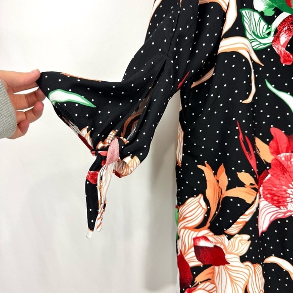 River Island Women’s US Sz 12 Black Floral Spot Longline Blazer Top Open Front - Picture 3 of 13